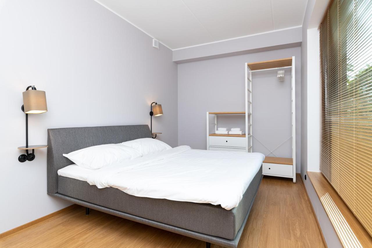 Self-Check-In Spacious 1 Bedroom Apartment With Free Parking Tallinn Exterior photo