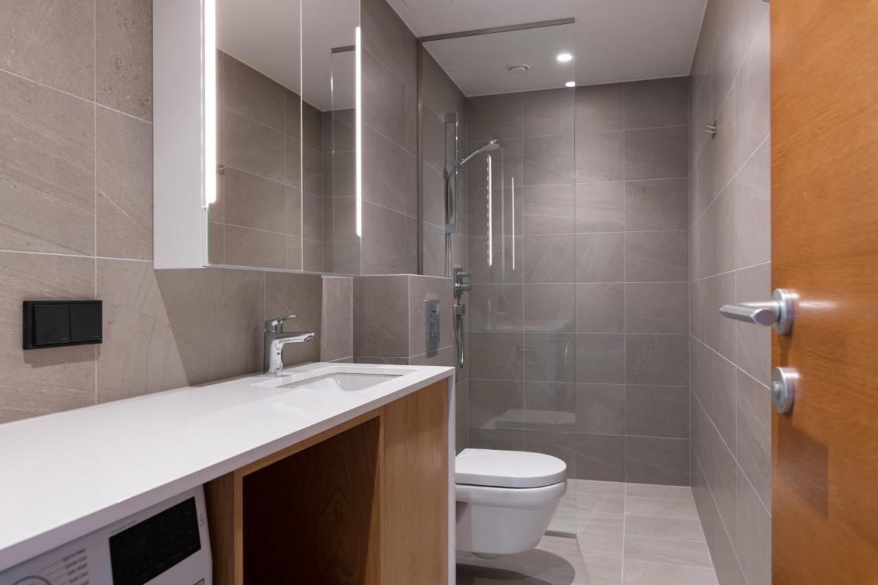 Self-Check-In Spacious 1 Bedroom Apartment With Free Parking Tallinn Exterior photo
